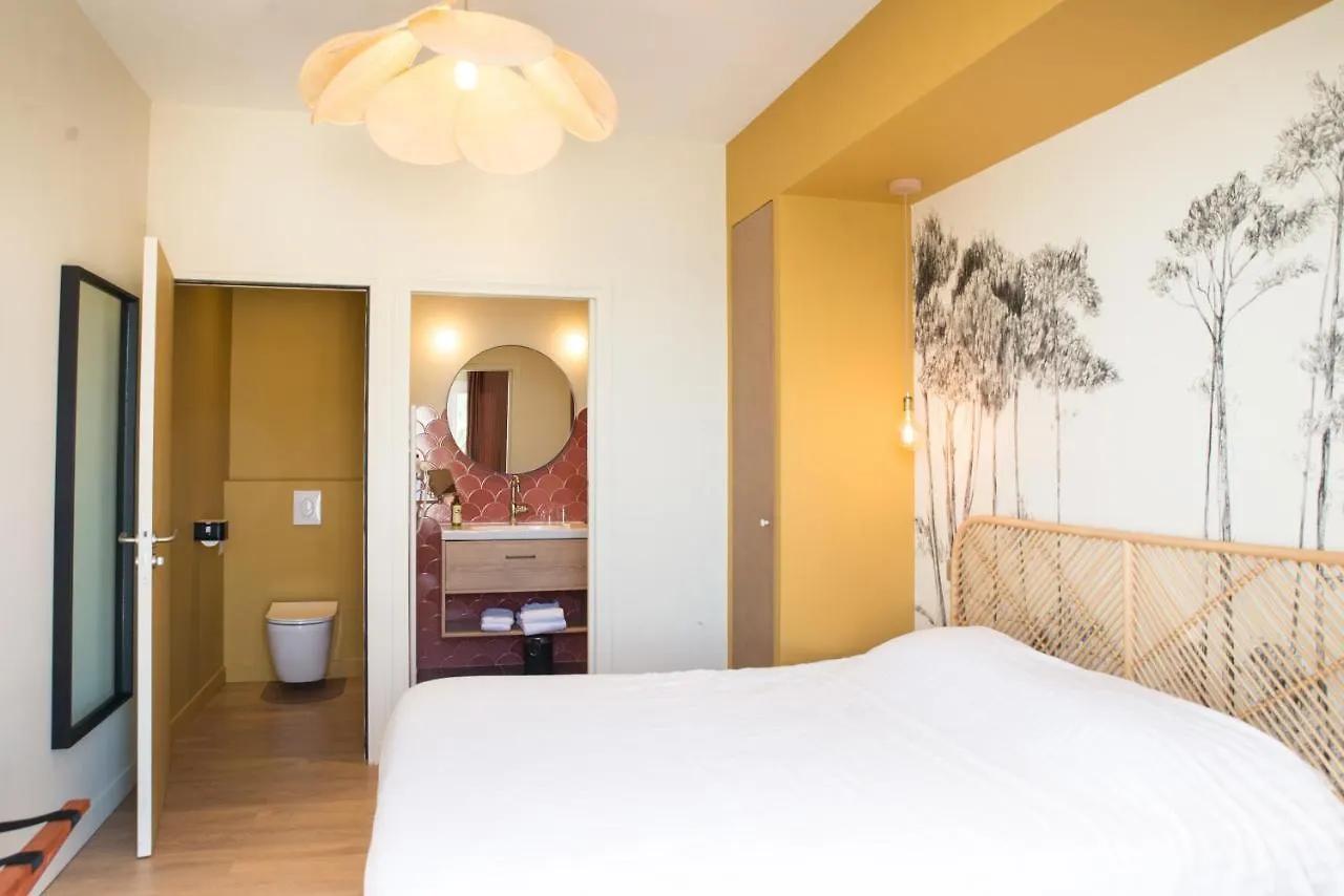 Les Galets Hotel Et B&B باندول
